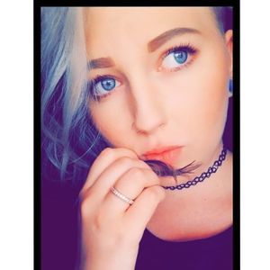 Meet your Posher, Krista